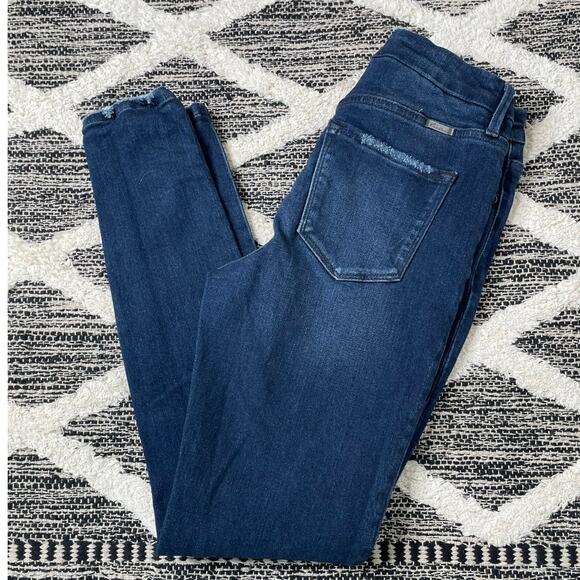 KanCan Mid Rise Button Fly Skinny Jeans size 9/28 - Picture 2 of 6